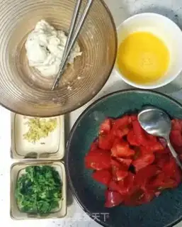 Make Tomato egg oak soup step 2