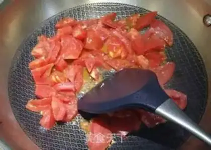 Make Tomato egg oak soup step 4