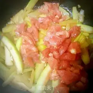 Make Tomato fried watermelon step 2
