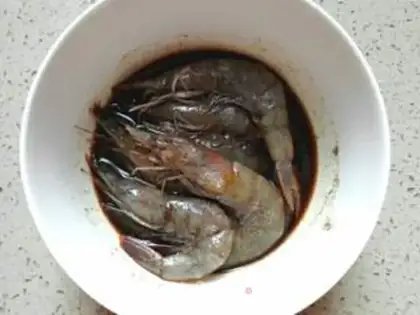 Make Black pepper roasted shrimp step 0
