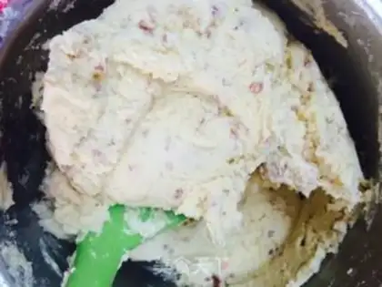 Make Strawberry cookies step 7