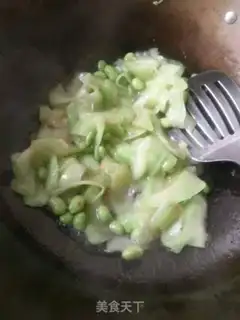 Make Soybeans with watermelon peels step 8