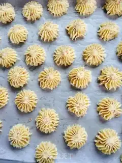 Make Strawberry cookies step 8