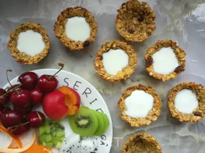 Make Yogurt oatmeal basket step 6