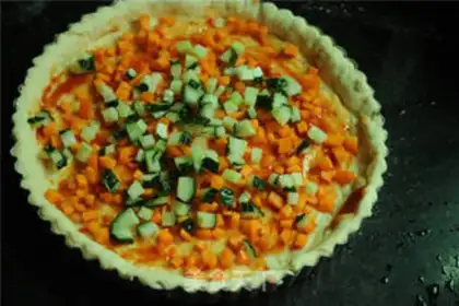 Make Chicken and vegetable pizza step 10