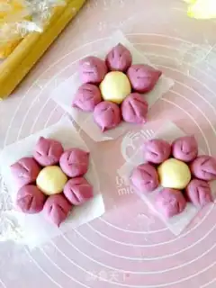 Make Fancy buns step 25