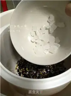 Make Crude food popsicles step 4