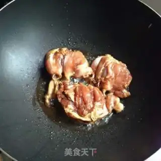 Make Take the chicken leg step 5