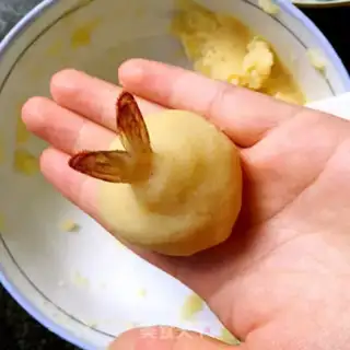 Make Gold potato cheeseball step 9