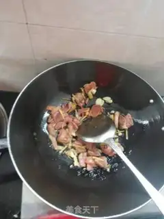 Make The onions make pig tongues step 2