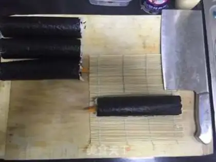 Make Delicious sushi step 4