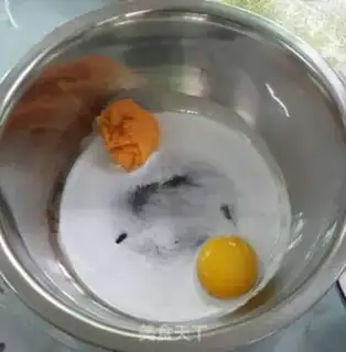 Make Coconut-freaked potato cake step 0