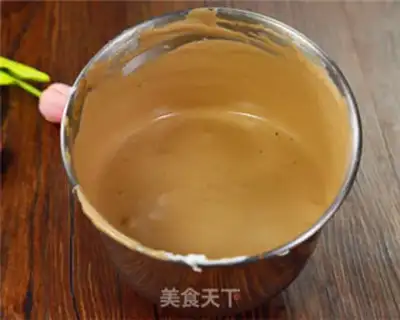 Make A giraffe roll step 4