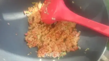Make Japanese omelet step 1