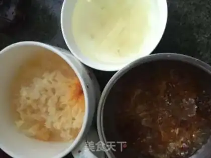 Make Peach and silver spoons step 0