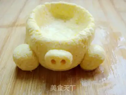 Make Golden pig step 9