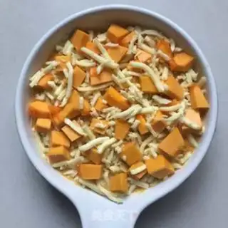 Make Cheese and pumpkin step 4