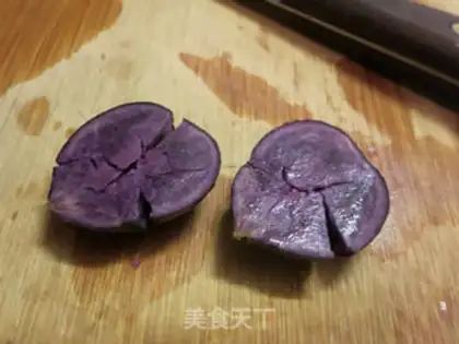 Make Skinned potatoes step 1