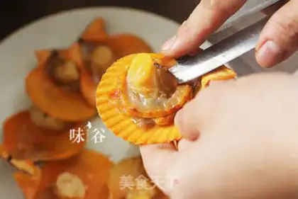 Make Garlic fan sap step 1