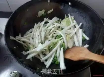 Make Spicy cabbage step 3