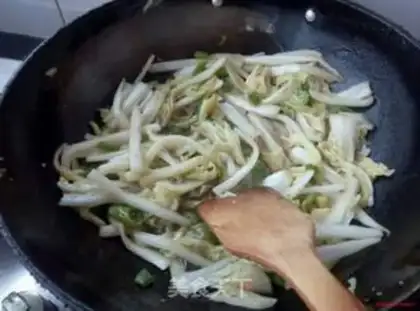 Make Spicy cabbage step 5