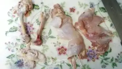 Make Black pepper roasted chicken rice step 1