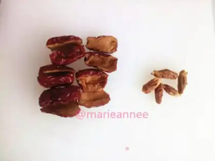 Make Red date ice cream step 1