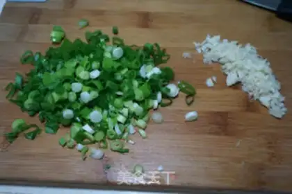 Make Meat powder fan dolls step 5