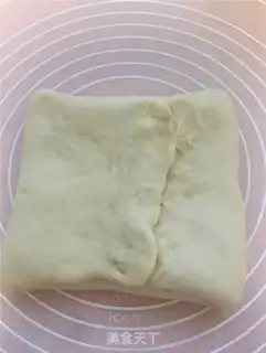 Make Danish red bean bread step 4