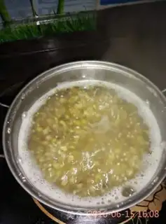 Make Simi green bean soup step 2