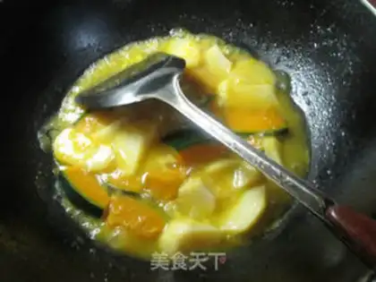 Make Pumpkin with potatoes step 3