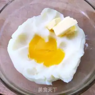 Make The mashed potato tower step 3