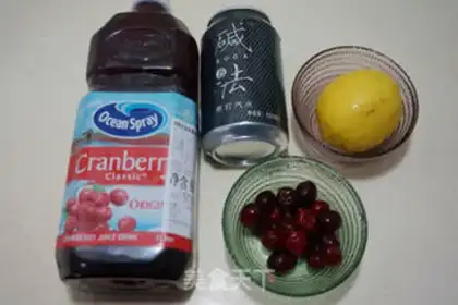 Make Cranberry soda step 0