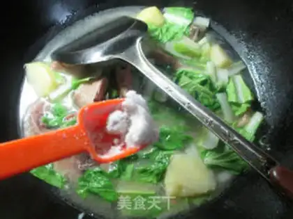 Make I cook potatoes for chicken legs step 4