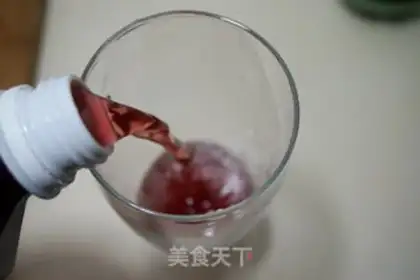 Make Cranberry soda step 2