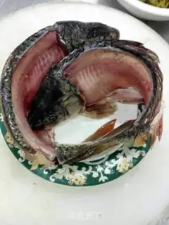 Make Fish boiled with perfume step 0