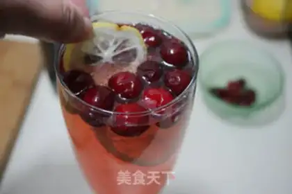 Make Cranberry soda step 5