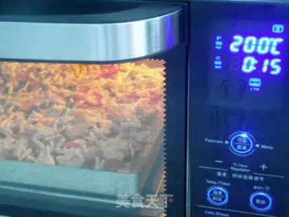 Make New Orleans chicken pizza step 12