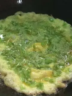 Make Bitter eggs step 1