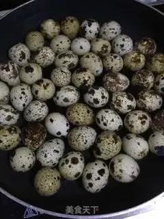 Make Five halogen eggs step 0