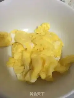Make Pea corn egg fried rice step 1