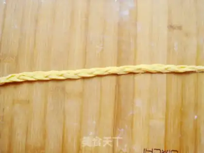 Make Fruit basket bread step 9