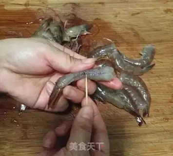 Make Shrimp Coke step 1
