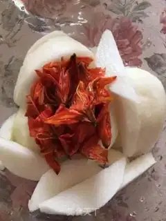 Make Pear lilies step 0