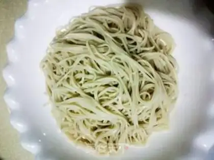Make Tomato ham, cold noodles step 4