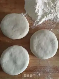 Make Onion beef pie step 9