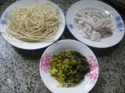 Make Squid noodles step 0