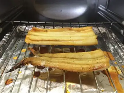 Make Salt roasted eels step 5