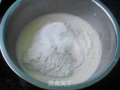 Make Lemon almond cupcakes step 6