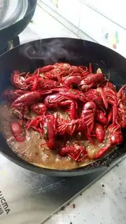 Make Spicy lobster step 7